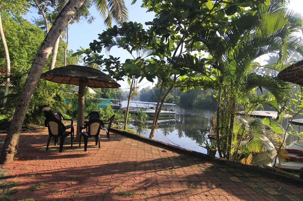 Leela Backwater Inn Thiruvananthapuram Indie